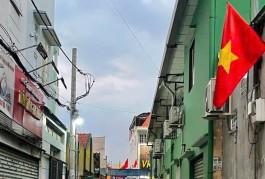 BÁN NHÀ MẶT TIỀN HẺM KINH DOANH, 4 TẦNG, XE HƠI NGỦ TRONG NHÀ, 5X12M, SÁT NGUYỄN THỊ THẬP Q7, CHỈ 8 TỶ